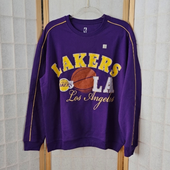 L.A Lakers Crew Neck Sweatshirt - Picture 1 of 4